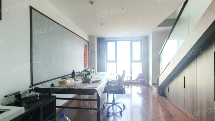 汇林凤凰公寓二手房实景图