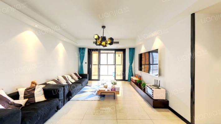 金茂国际二手房实景图