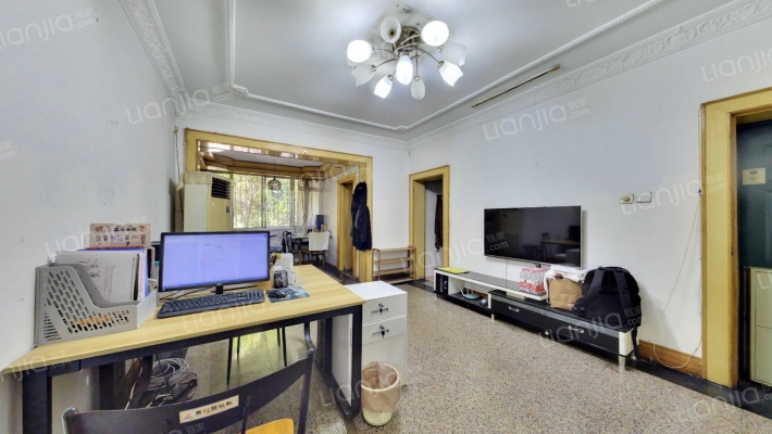 新鸿南一巷33号二手房实景图