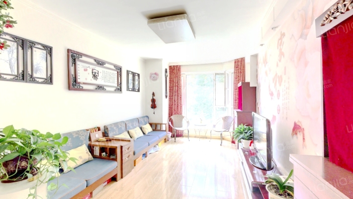 钻石礼都东区二手房实景图