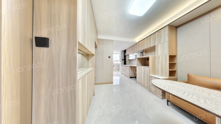 建大三小区二手房实景图