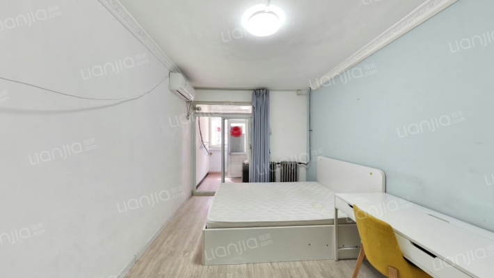 仓南胡同14号院二手房实景图