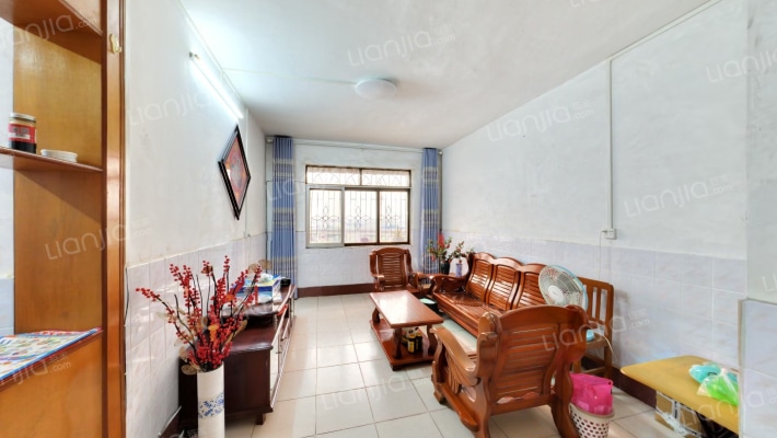 东港小区二手房实景图