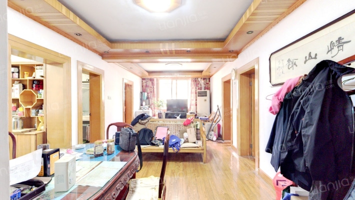 外滩小区二手房实景图