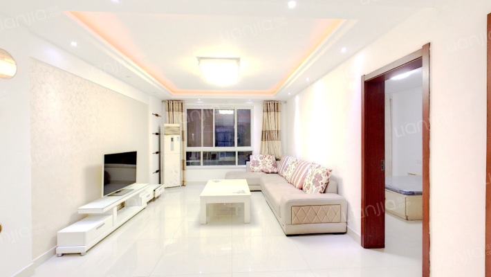 江南新城华苑二手房实景图