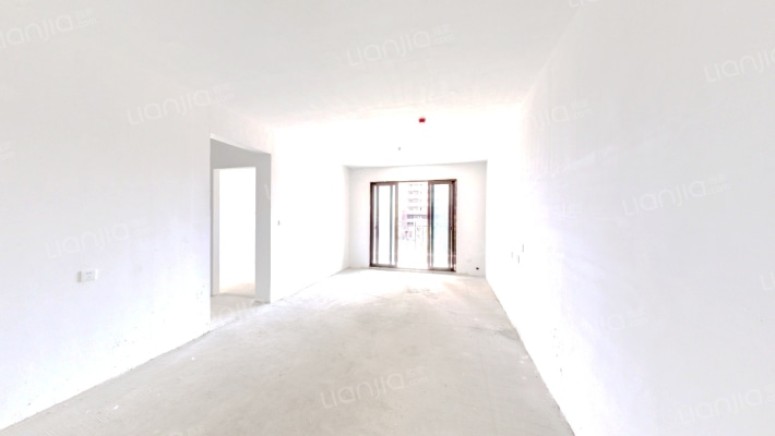 中南江滨悦二手房实景图