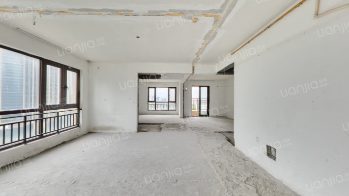 藏珑二手房实景图