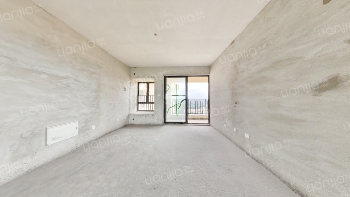 半岛1号花园六期二手房实景图