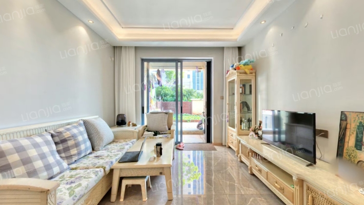 宝龙世家C区二手房实景图