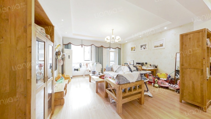 万盛理想国香郡二手房实景图