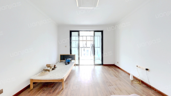 水岸花都二手房实景图