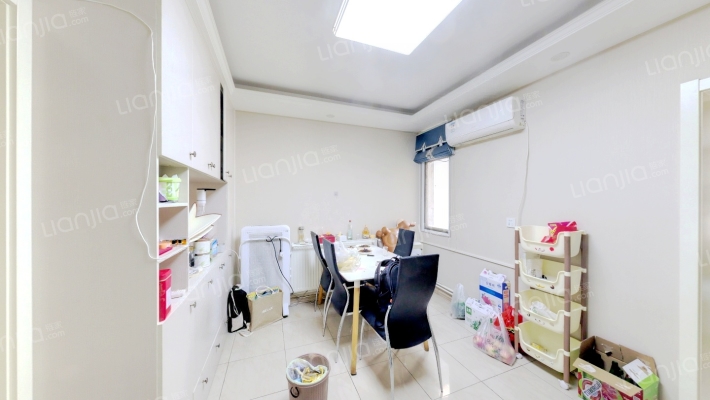 迪迈达小区二手房实景图