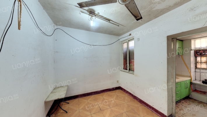 人民中路128号院二手房实景图