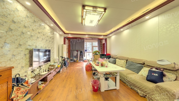 八方小区A区二手房实景图