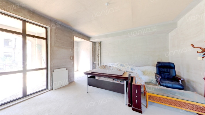 大湖御湖苑二手房实景图