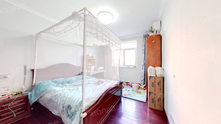 三牌楼大街二手房实景图