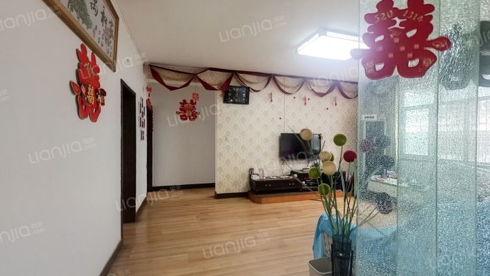 荣发小区二手房实景图