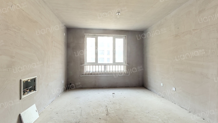 翡翠滨江二手房实景图