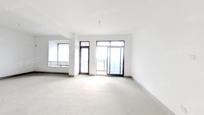 阳光城西郊半岛云龙阁二手房实景图