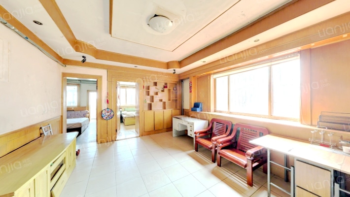 西八里洼单位宿舍二手房实景图