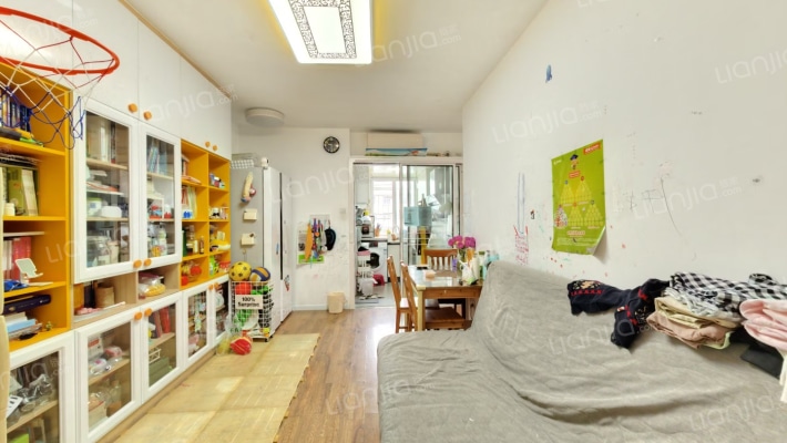 振兴小区二手房实景图