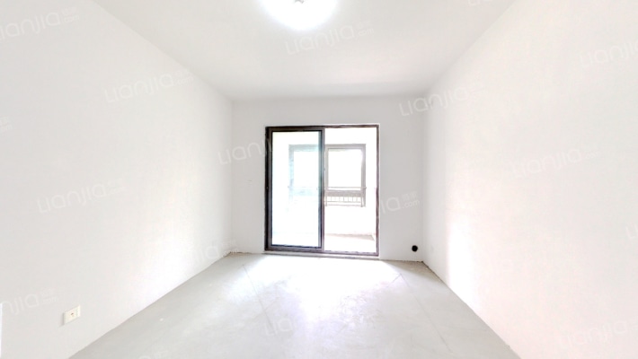 绿地奥莱缤纷广场二手房实景图