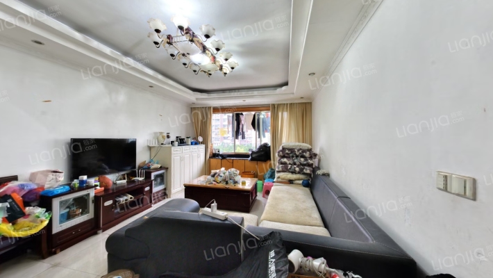 缙华新村二手房实景图