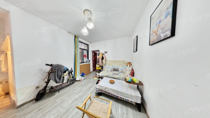 东四街141号二手房实景图