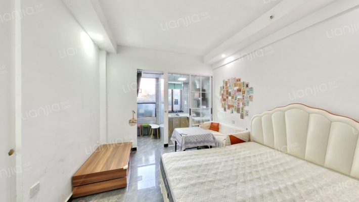 水岸世景二手房实景图