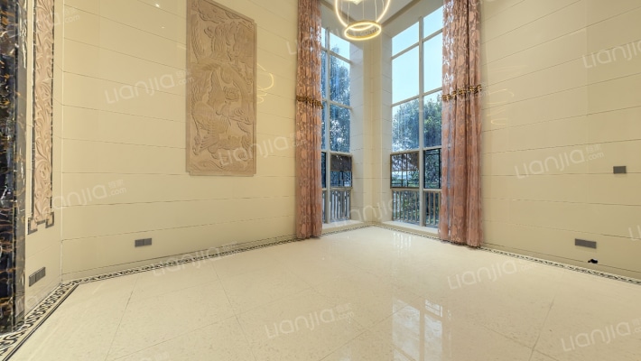 齐明别墅二手房实景图