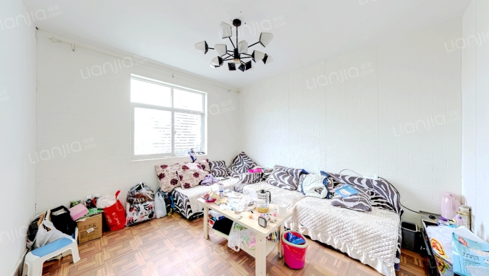 昆明高级技工学校二手房实景图