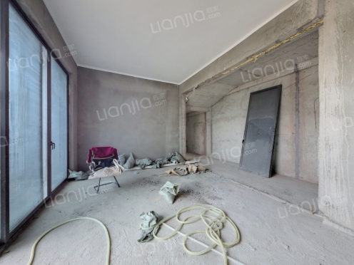 整租·际华园•湖蝶湾 4室2厅 跃层 东南