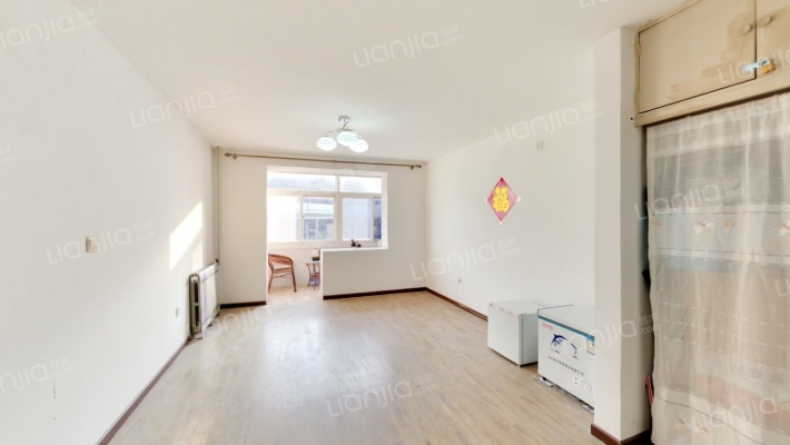 东方小区二手房实景图