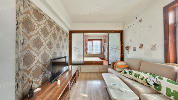 沈铁站北新居D区二手房实景图