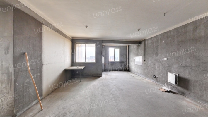 江南春晓东区二手房实景图