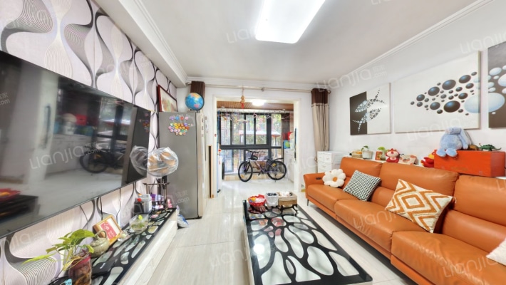 蔚蓝花城七色镇二手房实景图