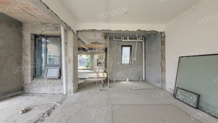 万达城依山墅二手房实景图