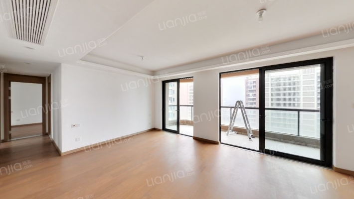 融信天澄二手房实景图