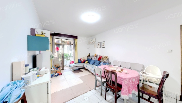 滨海苑二手房实景图