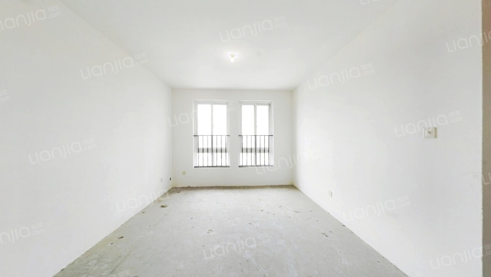 丰盛凤凰左岸二手房实景图