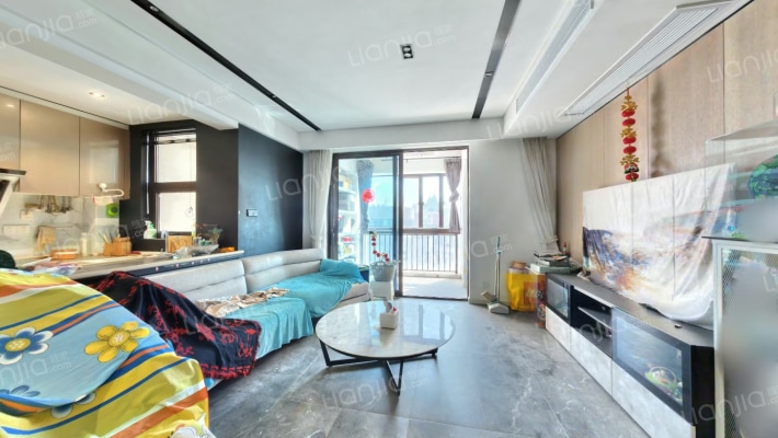 南国中心一期二手房实景图