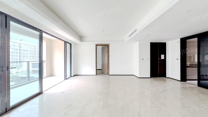 保利天珺林隐二手房实景图