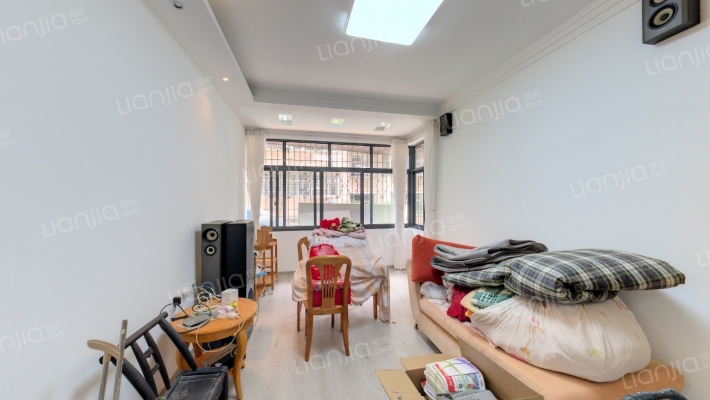 鑫磊花园二手房实景图