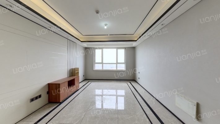 中海龙玺B区二手房实景图