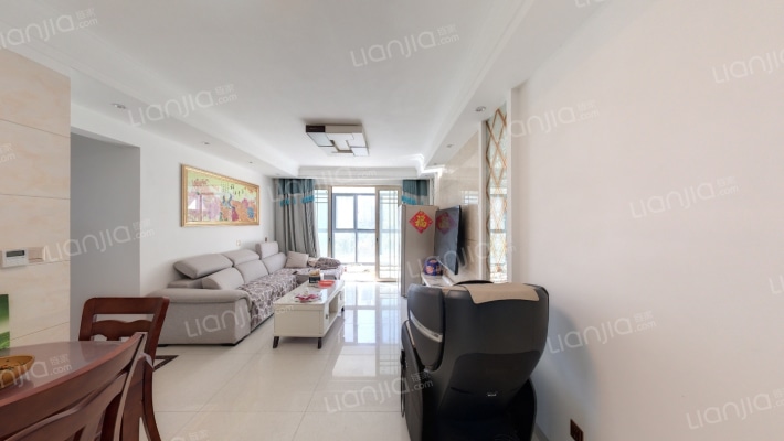 中天翡丽湾二手房实景图