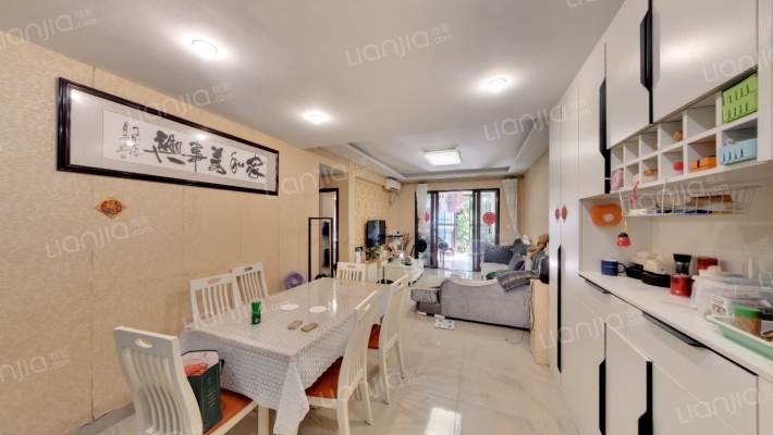 金棕榈二手房实景图