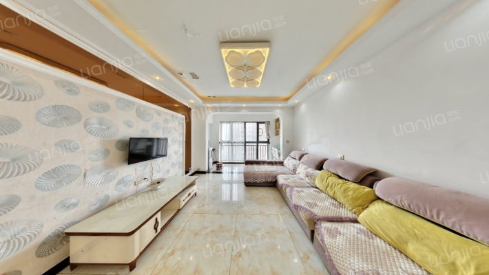 领城蔚然里南院二手房实景图