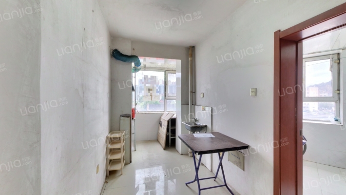 依山小筑二手房实景图