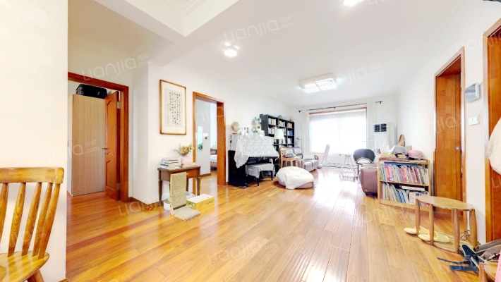 金域华庭二手房实景图