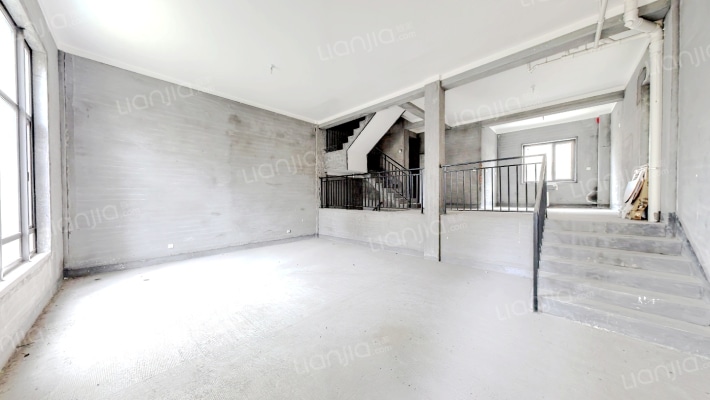 枫丹白露二手房实景图